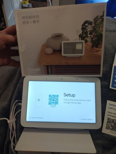 Google Nest Hub 7-inch Display | 2nd Generation - Picture 2 of 5