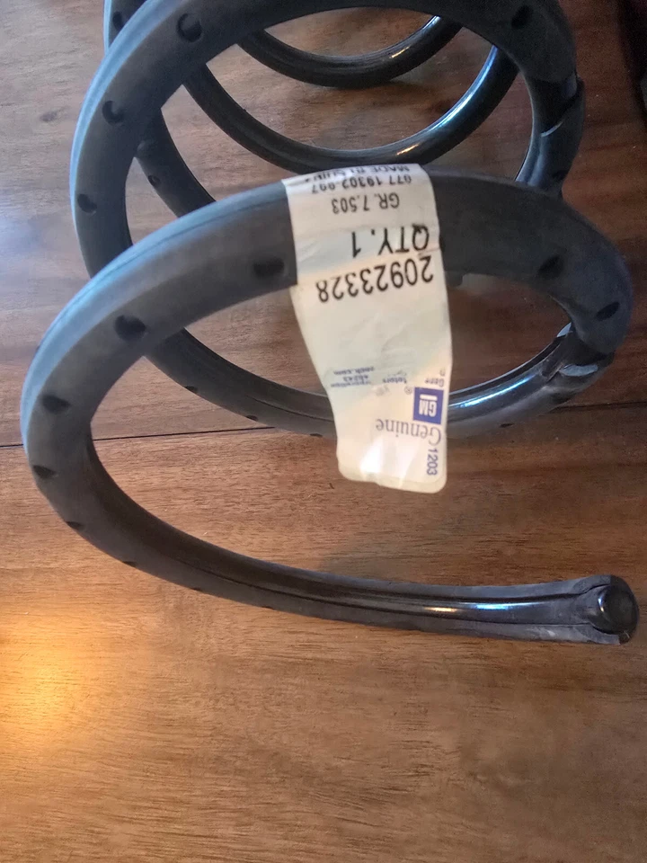 Muelle helicoidal GM 20923328 genuino Foto 2 de 3