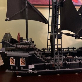 LEGO Pirates of the Caribbean: The Black Pearl (4184) Mostly Complete No Minifig