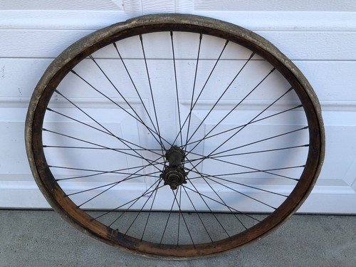 ANTIQUE 1900'S CIRCA TOC 36 HOLE FIXED GEAR 1 PITCH REAR 28" WOODEN WHEEL / TIRE - 第 2/13 張圖片