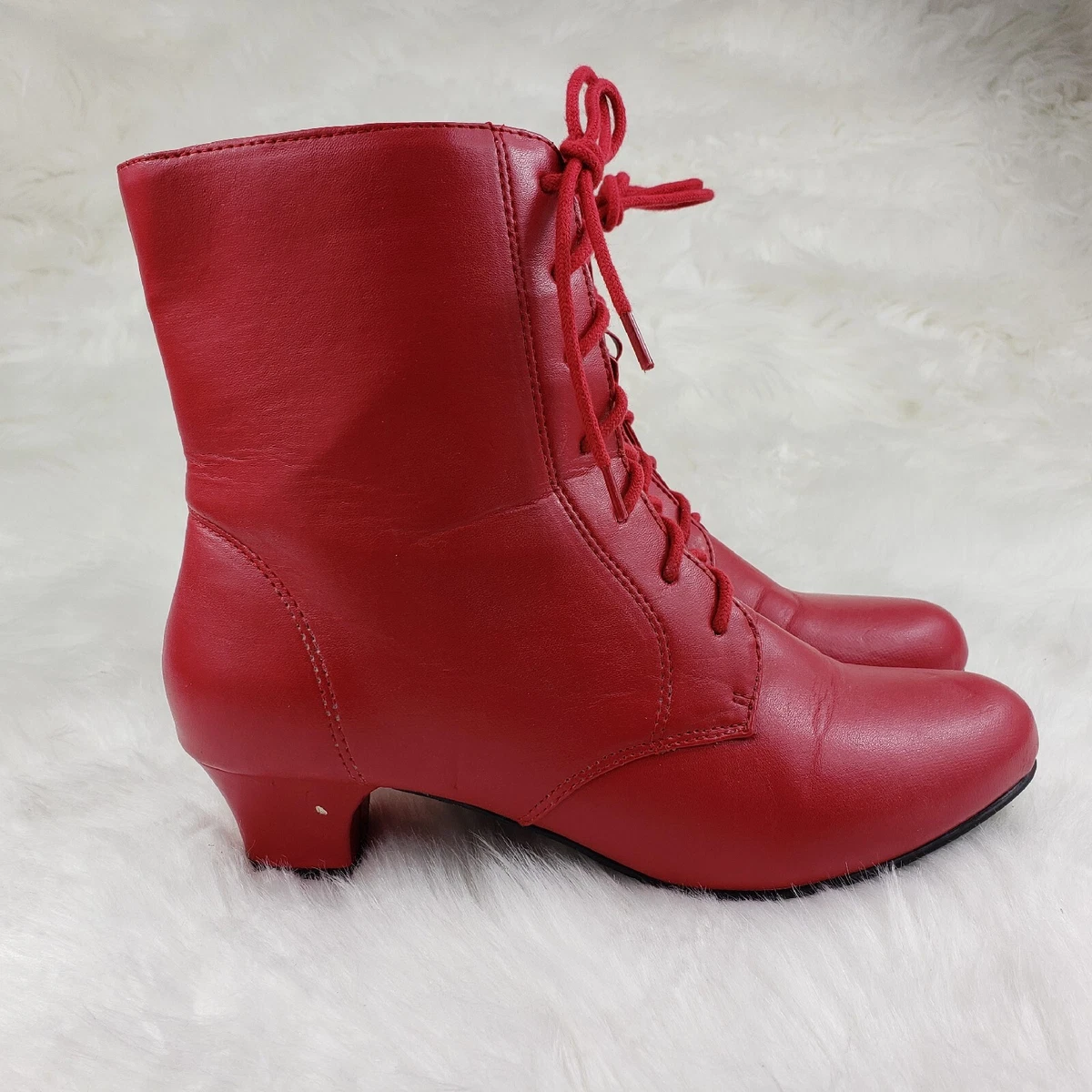 Womens red deals boots size 10