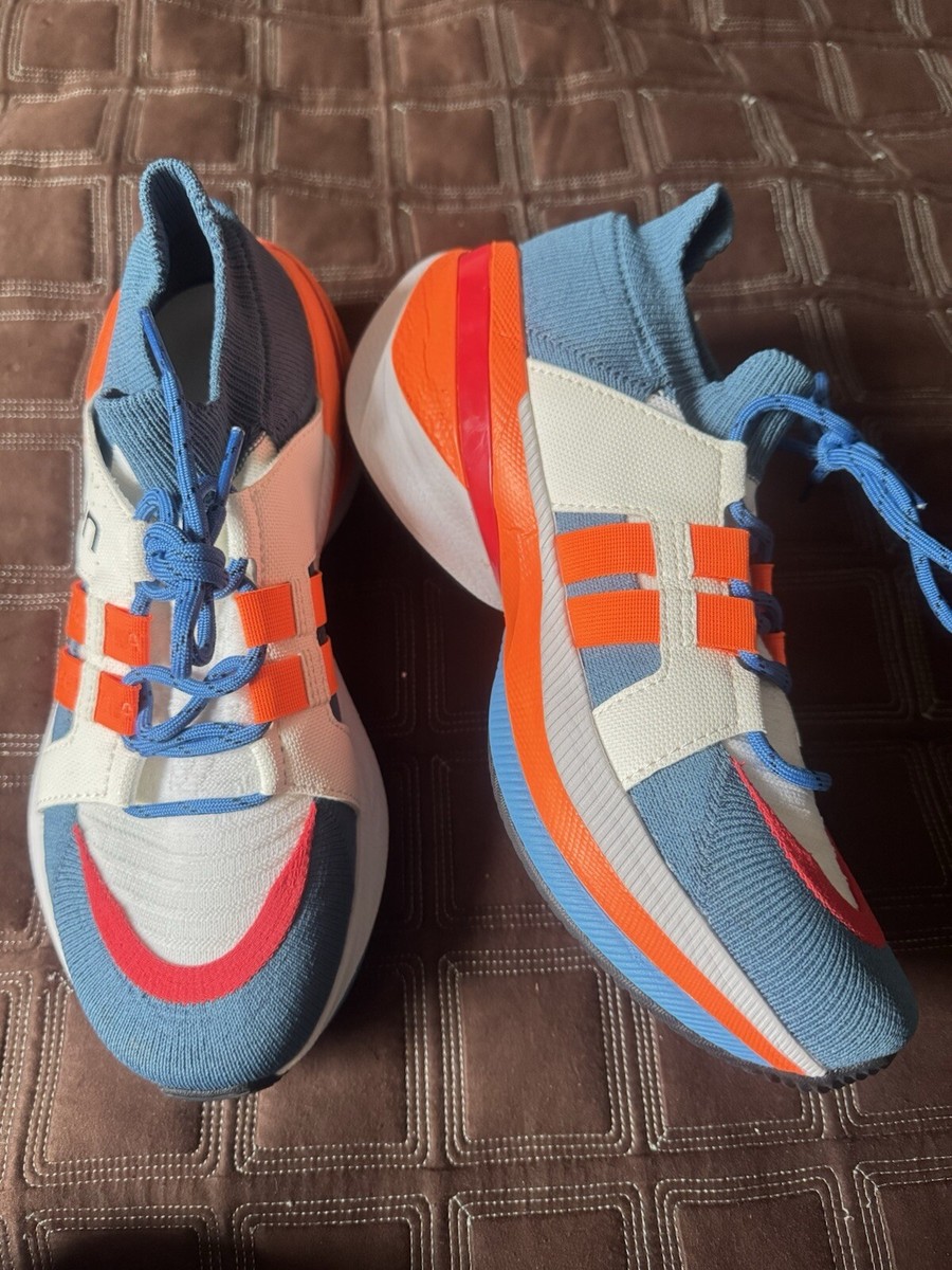 $125 RARE UYN Slip On Sockcuff Lightweight women's Sneakers