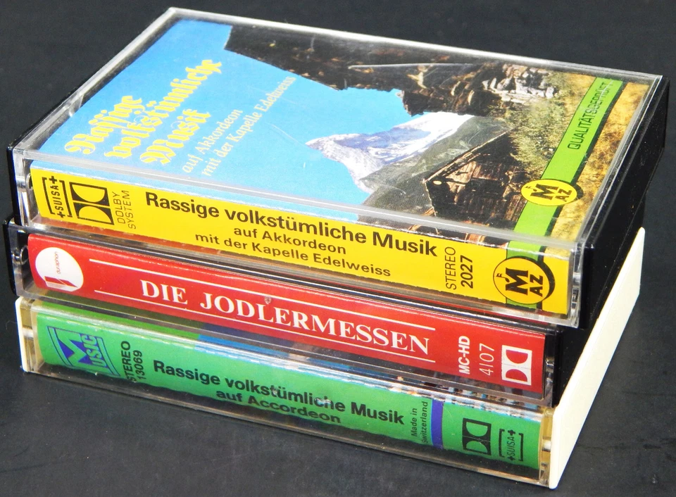 LOT OF 3 SWISS FOLKLORE MUSIC CASSETTE TAPES 1970s DIE JODLERMESSEN RASSIGE VOLK Foto 2 de 4