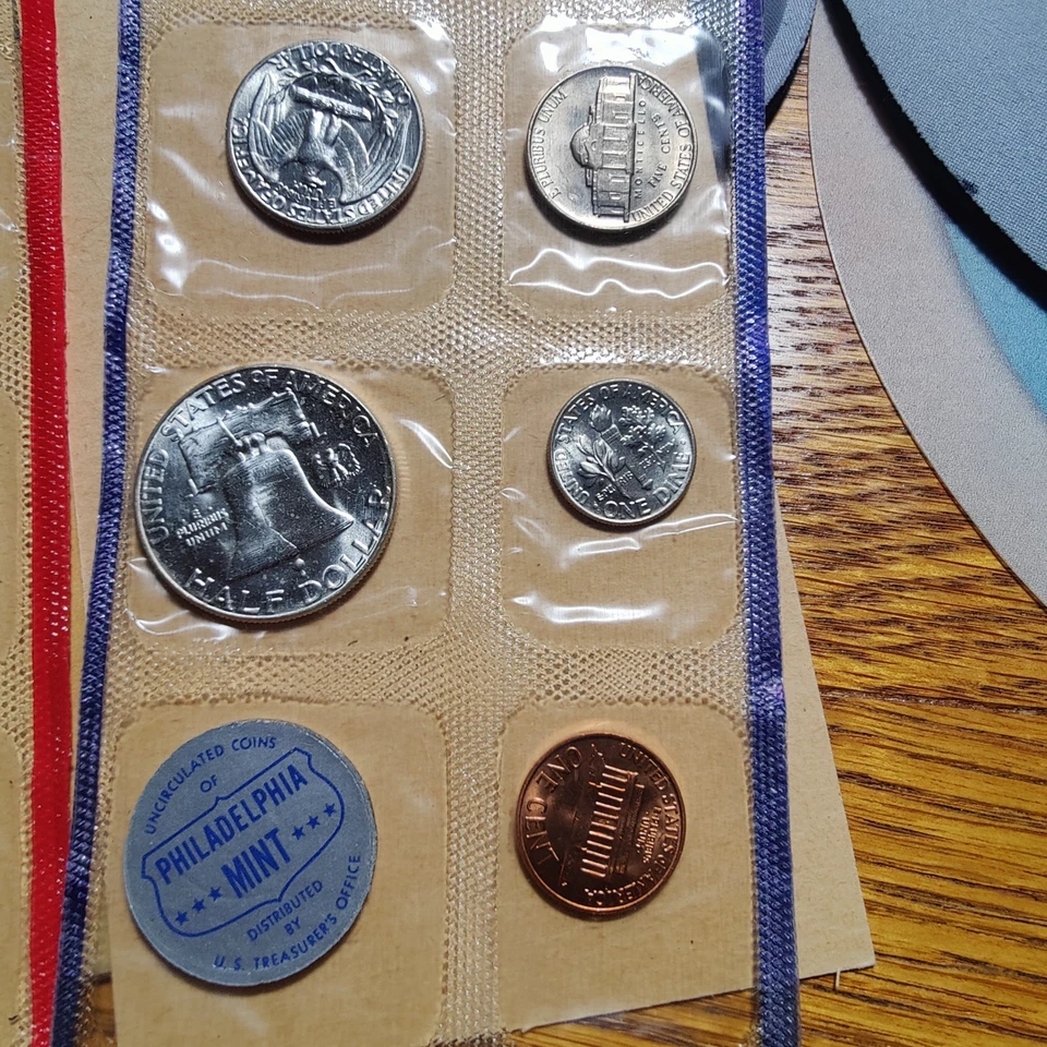 1960 P & D US Mint Set Uncirculated 10 Coin Set OGP 90% Silver Franklin, as pict - Image 4 of 4