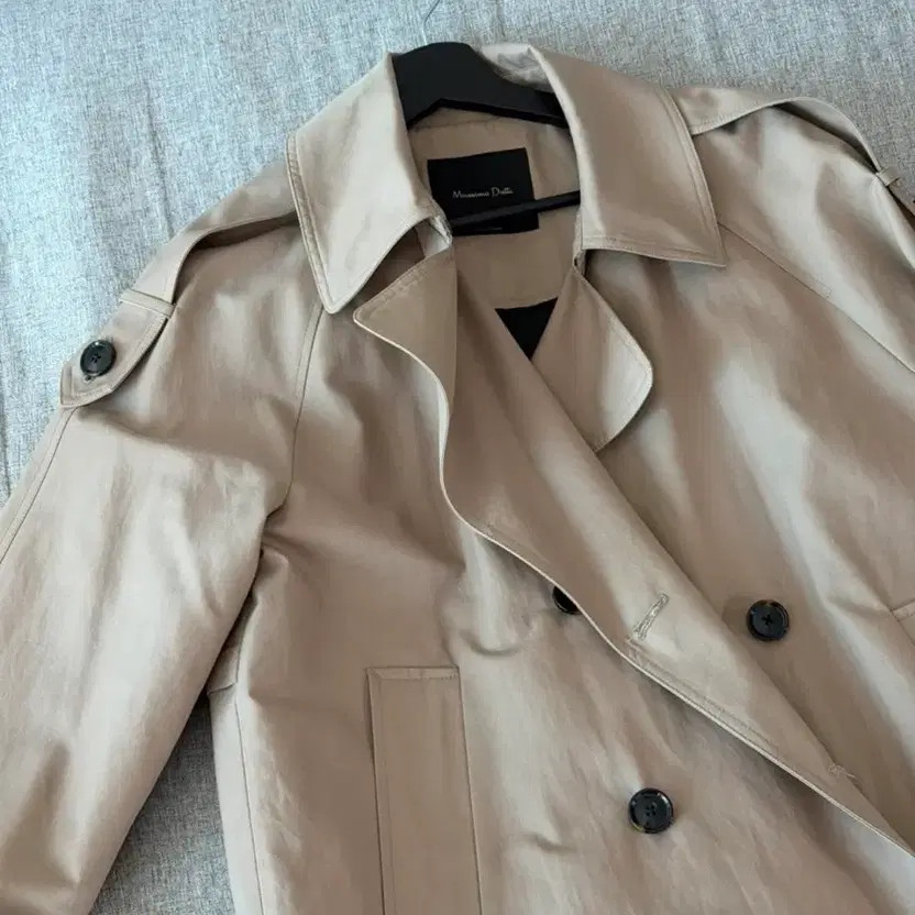 Massimo Dutti Beige Cropped Trench Coat