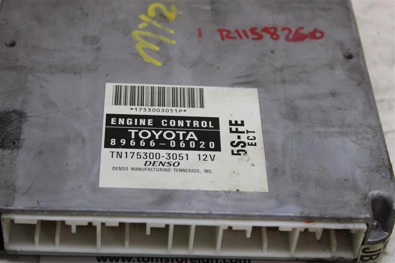 ECU ECM COMPUTER Toyota Camry Solara 2000 00 4cyl Auto 8966606020 1158250 - Image 3 of 4