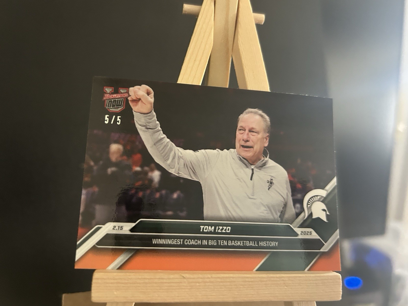 Tom Izzo Most Wins 2024-25 Bowman U NOW Basketball Card 68 Orange Parallel 5/5