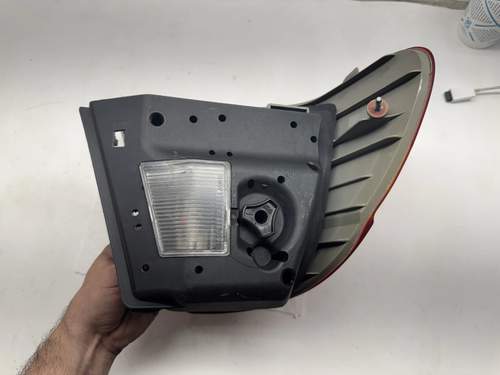 2002 2003 2004 2005 BMW 325i 330i Tail Light Right Passenger 6 946 534-01 - Picture 6 of 8