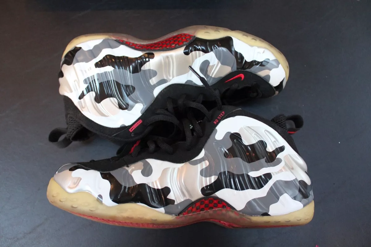 Nike Air Foamposite One Fighter Jet