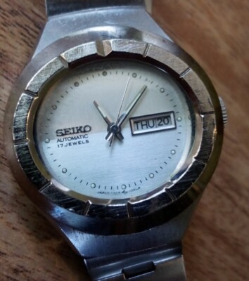 VINTAGE SEIKO AUTOMATIC 17J 2206-7110 TWO TONE FACE LADIES WATCH JAPAN