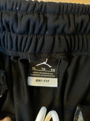 Nike Dri-Fit Youth XL Athletic Pants Black and White ~ SEE MEASUREMENTS - Picture 7 of 10