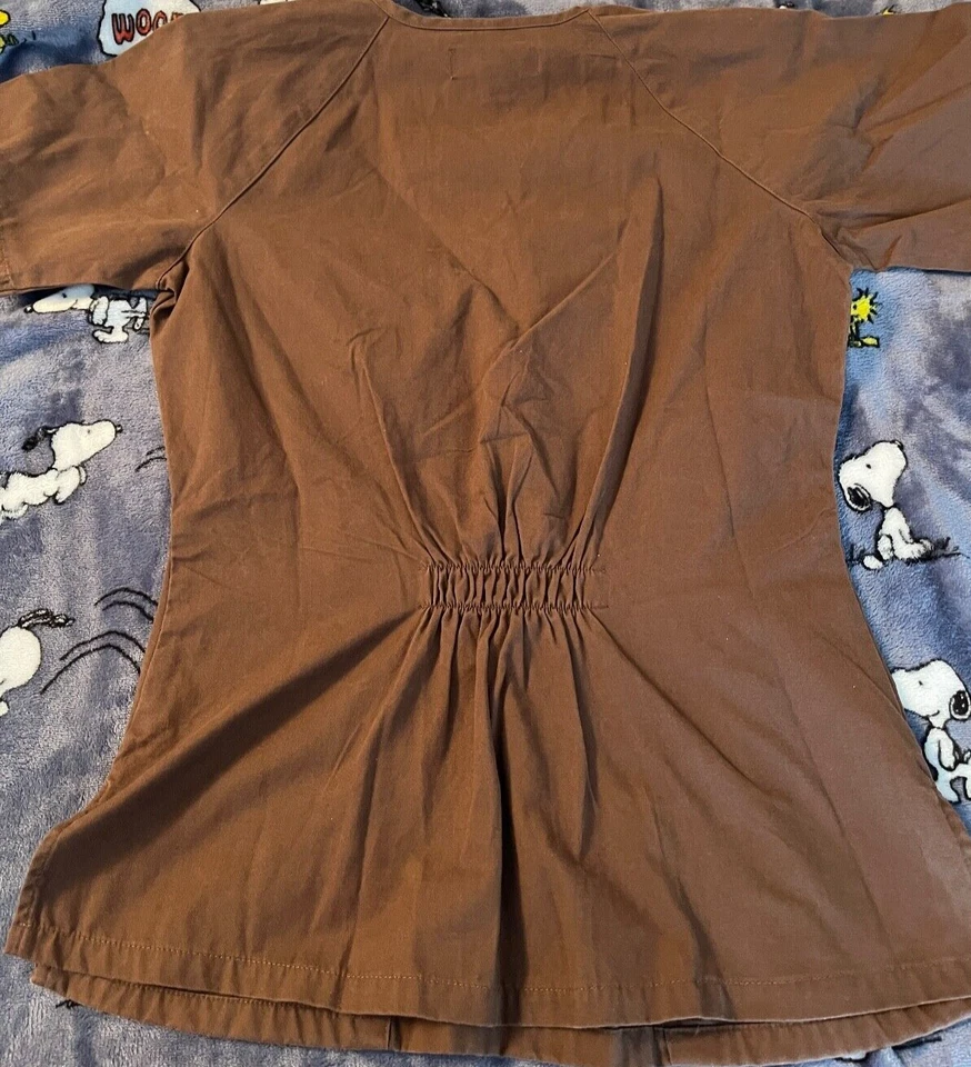 Koi Kathy Peterson 女式护士磨砂上衣棕色 XS 码款式 #107 — 第 3/3 张图片