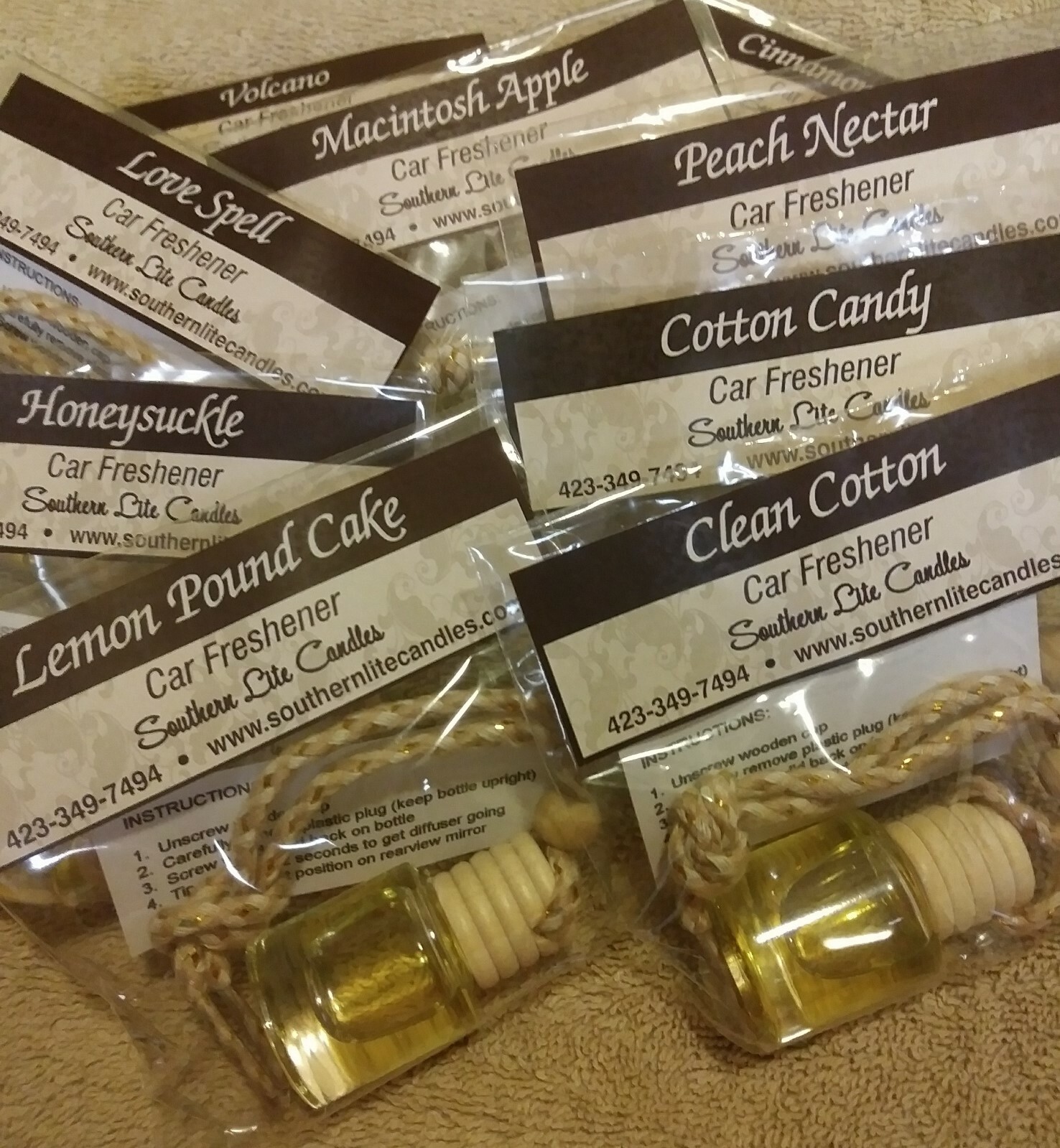 Car / Auto LONGLASTING Hanging Air Freshener Diffuser by SOUTHERN LITE