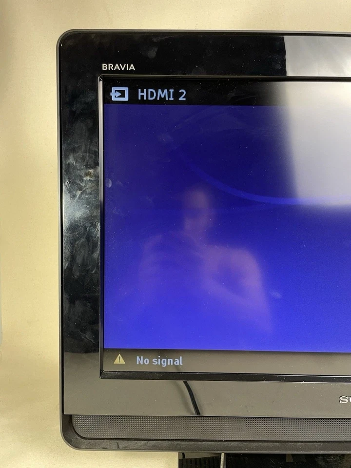 Sony Bravia KDL-26M4000 26 inch LCD TV Flat Screen Television HDMI - Image 2 of 4