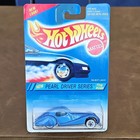 Hot Wheels Pearl Driver Series 4-Car Set -Talbot Lago Pearl Passion VW Bug XJ220 — photo 2