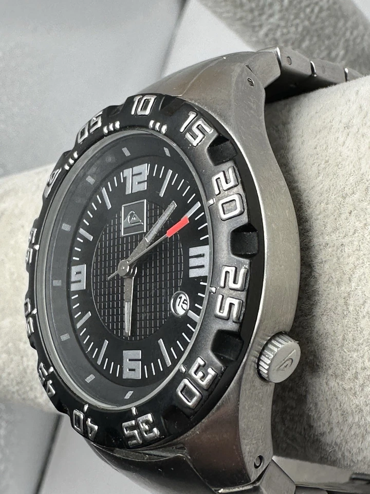 Reloj Hombre Quicksilver Darkslide QWMA011 Batería Nueva 42MM 6.75" Raro L6 Foto 2 de 4