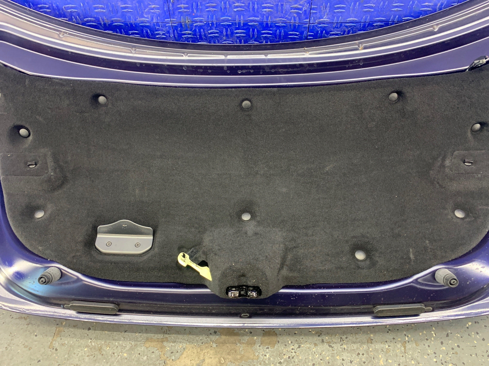 2014-2019 MASERATI GHIBLI M157 REAR TRUNK LID W/CAMERA BLU PASSIONE (426) OEM