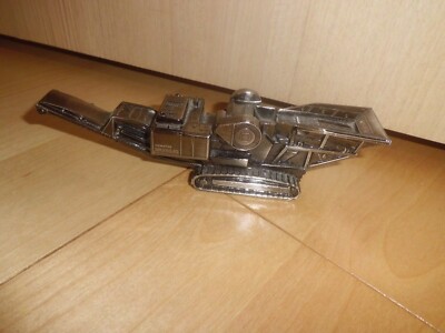Self-Propelled Crusher Komatsu BR350JG Die Cast Paperweight From Japan F/S
