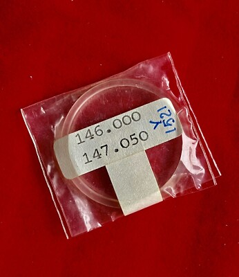 SHARK Y 1521 VINTAGE GLASS MINERAL GLASS ORIGINAL NOS diameter 33.8- 30.1mm