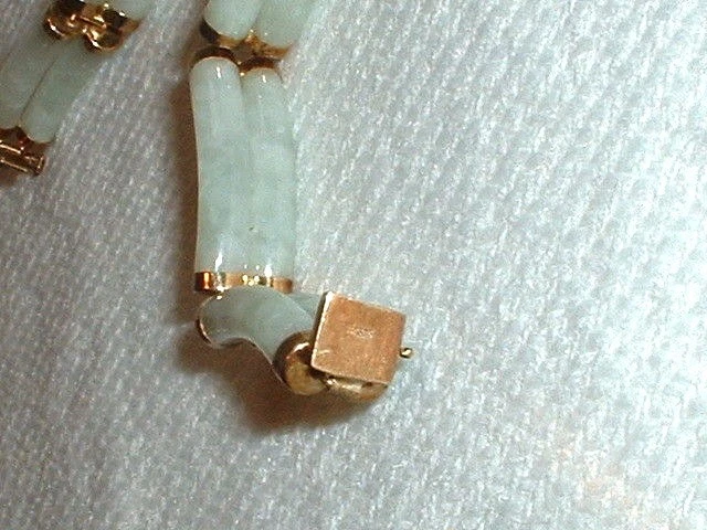 PULSERA TENIS JADEITTE VERDE CLARO CHINA 14K DOBLE FILA CIERRE DE SEGURIDAD FIRMADA Foto 3 de 4