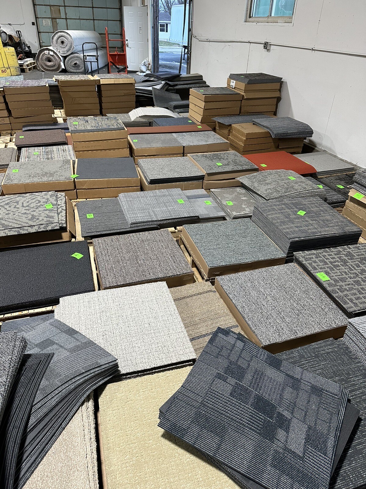 Assorted 24x24 Carpet Tiles eBay