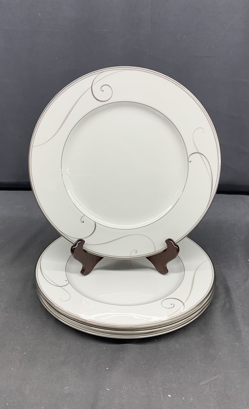 Noritake Platinum Wave 11in Plates Set Of 4