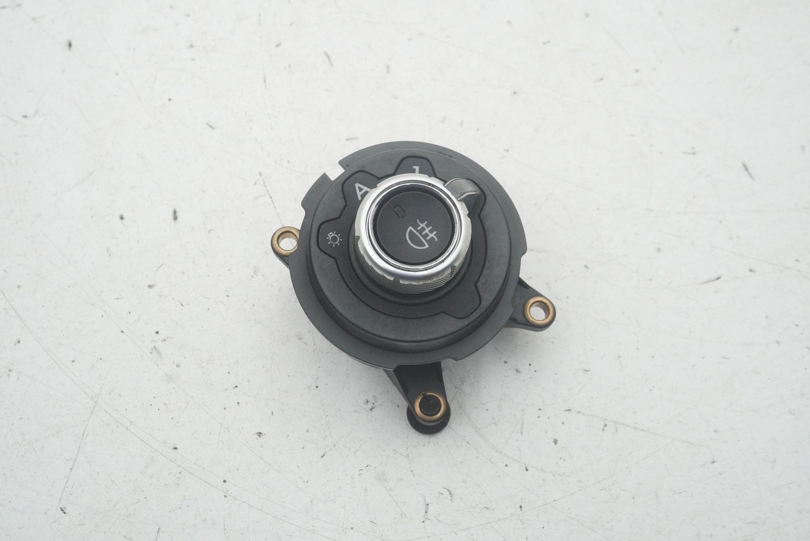 McLaren 750S 2025 Switch knob P/N 14MA395CP