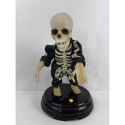 Gemmy Industries Halloween Skeleton Spooky Dancing Singing Red Light Up Eyes Toy