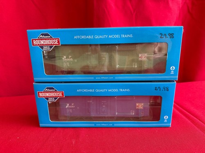 #ad Athearn Roundhouse HO Scale Lot of 2 Western Pacific High Cube Boxcars Green $80.00