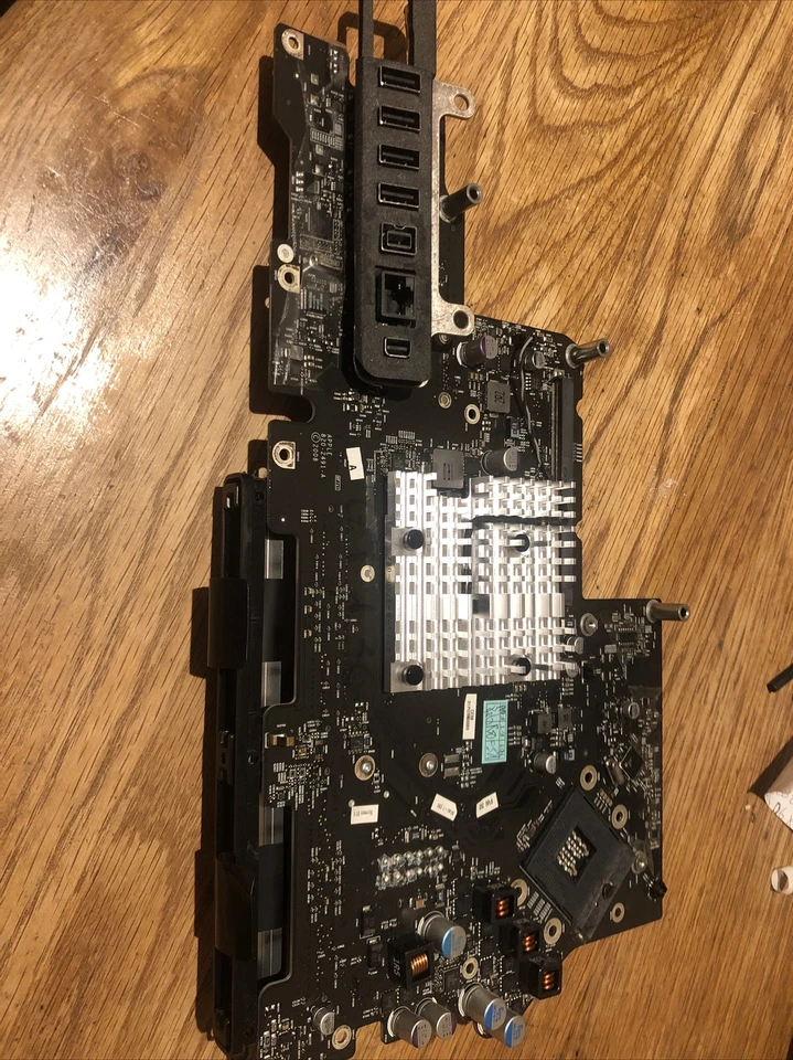 Apple IMAC A1225 24'' 2009 Motherboard/Logicboard 820-2491-A Intel Core 2 Duo - Image 3 of 4