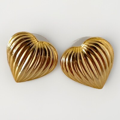 Gold Tone Stud Heart Pierced Earrings 12.1mm New
