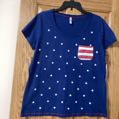 Americana Women s Patriotic T-shirt Size L