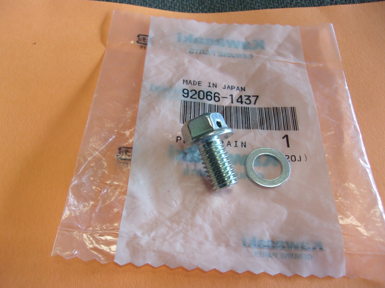 KAWASAKI Genuine OEM DRAIN BOLT W/Washer 920661437 KX125 250 KX65 85