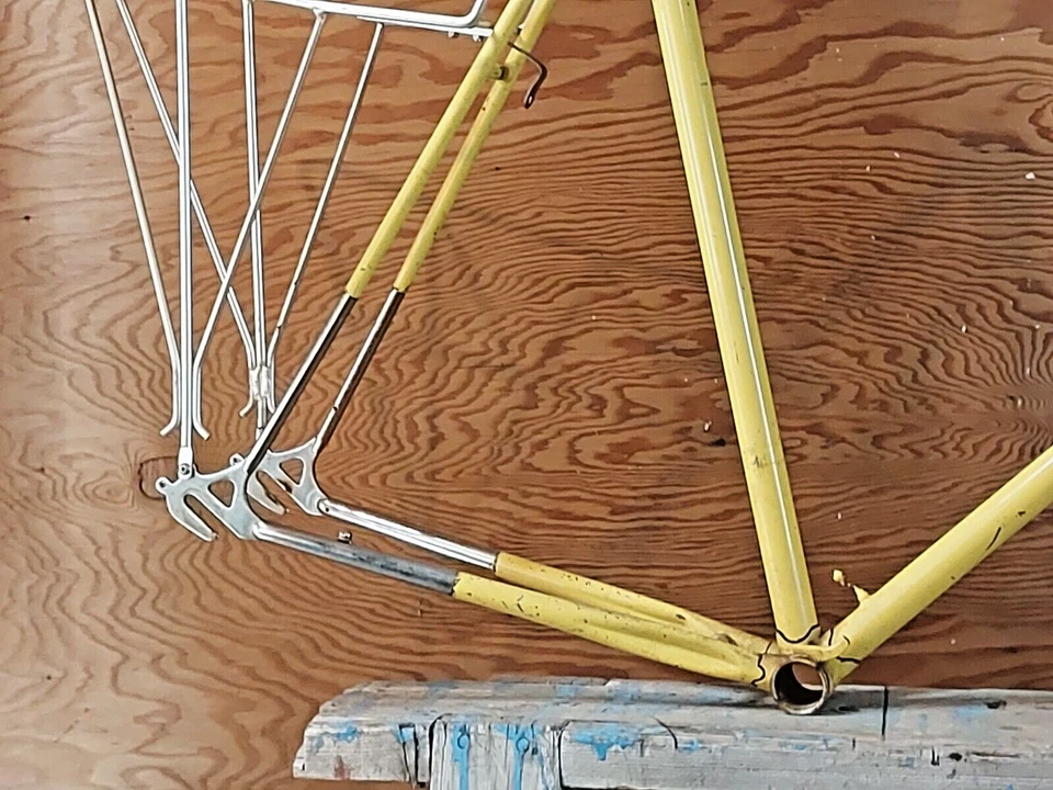 Cuadro de bicicleta de carretera Fuji 1972 63 cm XX-grande acero con orejetas hecho en Japón envío rápido a EE. UU. Foto 3 de 4