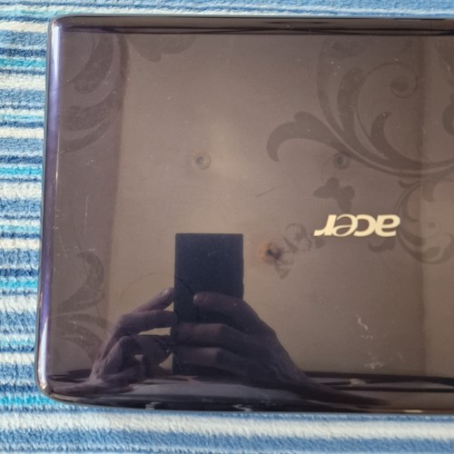 Acer Aspire 5542, AMD Turion 2, 15.6" ,NO HDD, NO RAM, NO BATTERY, BLACK SCREEN - Picture 4 of 21