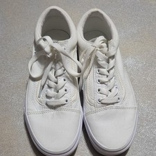 VANS Off The Wall Men s Low Top Lace-Up Canvas Sneakers White Rubber Sole