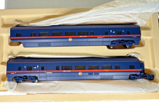 Hornby R4152B White Rose Divisible Coaches 37302 & 37301 OO Gauge Boxed