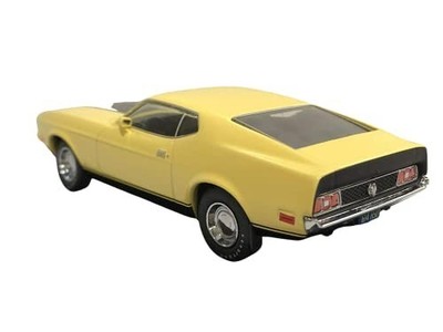 Eleanor 1973 Mustang Mach 1 ミニカー 1973 Ford Mustang Mach 1 Yellow Diecast Model Car - Eleanor Gone
