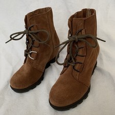Sorel Joan Of Arctic Youth Wedge II Boots Brown Suede Lace Up Sz 4 NY1947-242