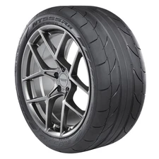 NITTO NT555RII P305/45R18LL 103W (Quantity of 1)