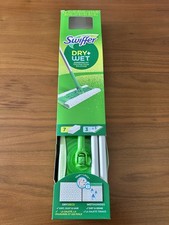 Swiffer Dry  Wet Sweeping Kit w/ Sweeper, 7 Dry  3 Wet Cloths New-in-Box 