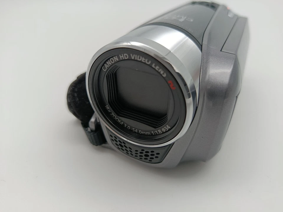 Canon Legria HF R205 Camcorder Full HD, kompakt, 20 facher Zoom - Bild 2 von 4