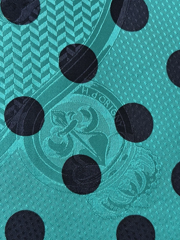 Hermès Brides de Gala Cavalcadour à Pois 90 Cm Scarf - Imagen 4 de 4