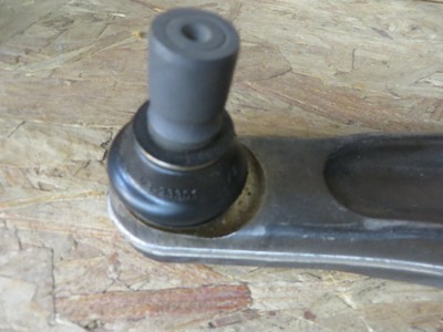 OEM # 20835936 # 23354433 GM GENUINE OEM new BALL JOINT + LOWER  