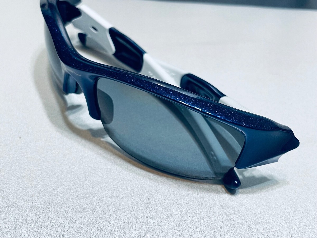 Oakley Flak Jacket 1.0 Metallic Blue w/ Grey Polarized Oakley Flak Jacket 1.0 Metallic Blue w/ Grey Polarized