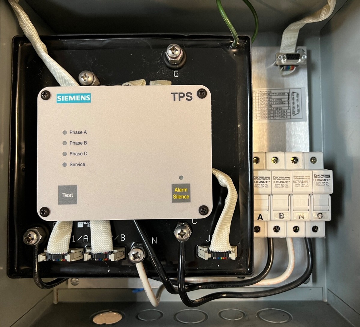SIEMENS TPS-E12/240 TVSS TRANSIENT VOLTAGE SURGE SUPPRESSION