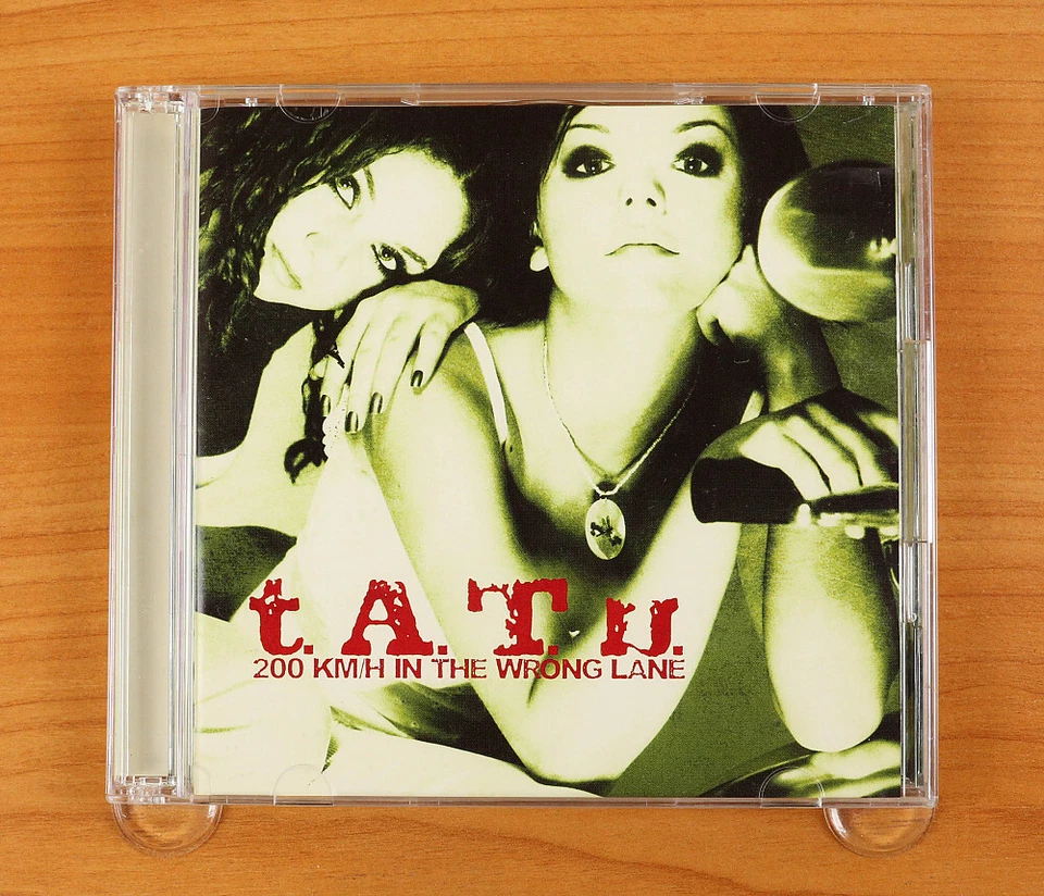 t.A.T.u. - 200 Km/H In The Wrong Lane CD (Japan 2003) UICS-9017 Foto 3 de 4