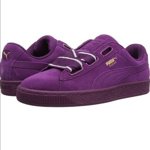 puma heart violet
