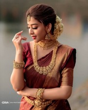 Women's Banarasi Silk Kanjivaram Jacquard Saree With Unstitched Blouse Piece