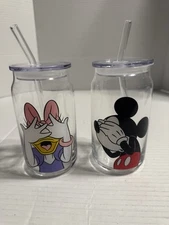 Joy Jolt Disney glass Tumblers/  Set Of 2. “Peek-a-boo” Mickey & Daisy Duck